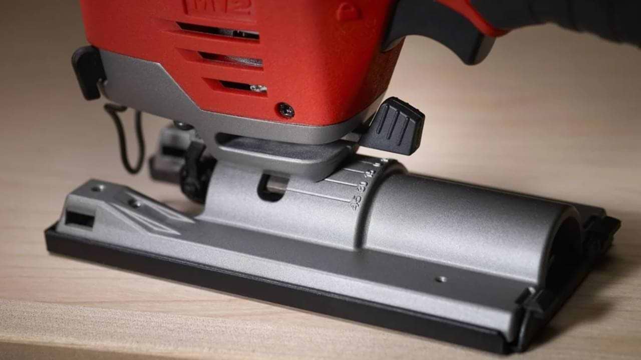 מסור אנכי גיקסו 12V 2445-20 / M12 JS MILWAUKEE-גוף בלבד