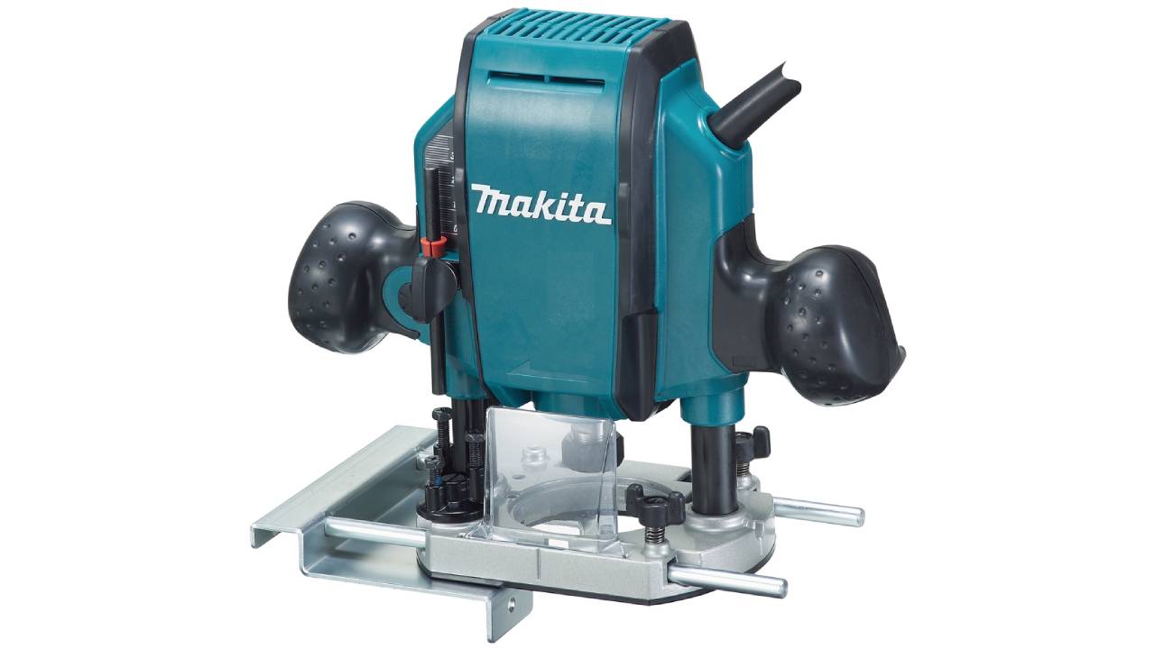 רוטר חשמלי 900W קולט בקוטר 1/4" עם גובל מרחק RP0900 Makita